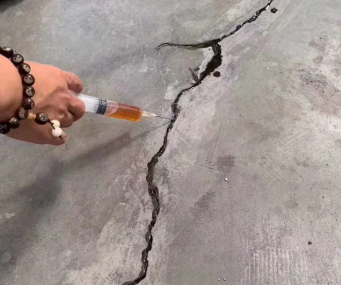天峻混凝土裂缝修补技术详解​